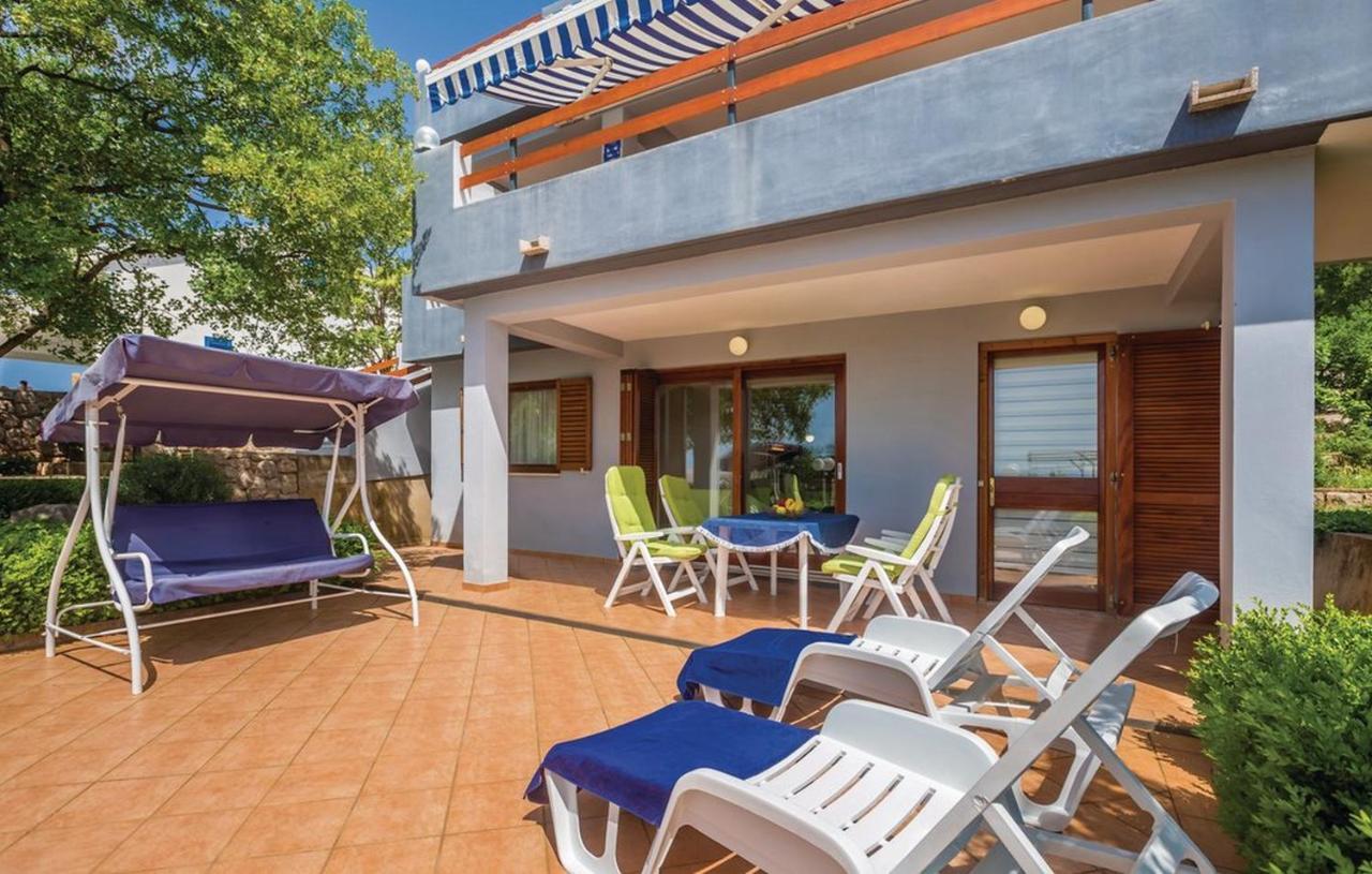 Apartments Paola Karlobag Phòng bức ảnh