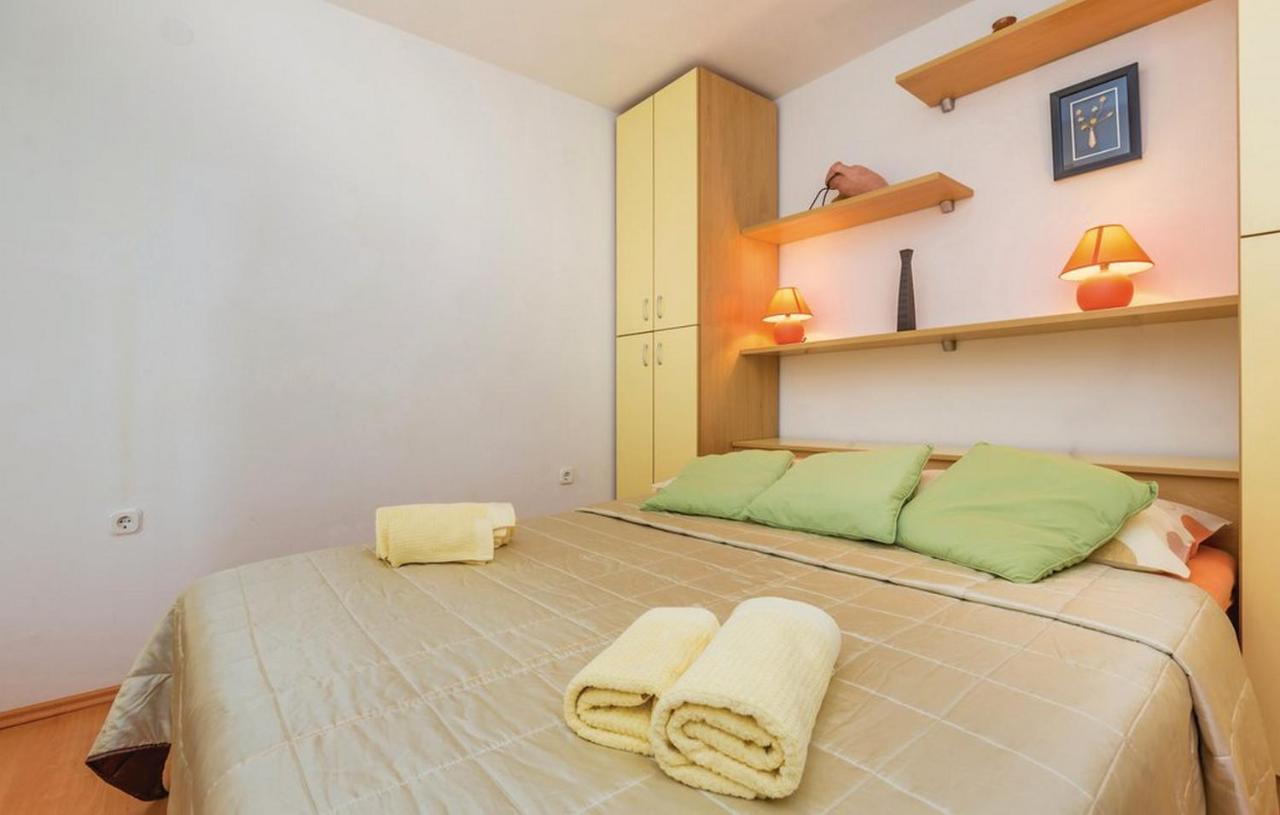 Apartments Paola Karlobag Phòng bức ảnh